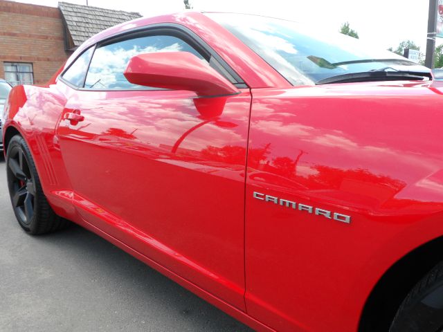 Chevrolet Camaro 2010 photo 17