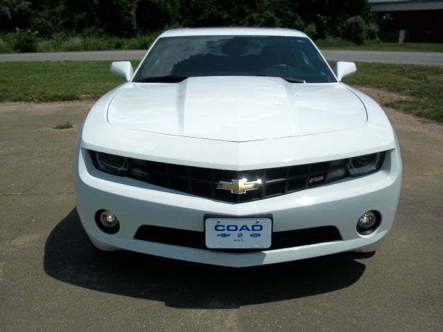 Chevrolet Camaro 2010 photo 2