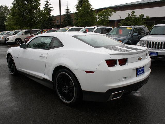 Chevrolet Camaro 2010 photo 2