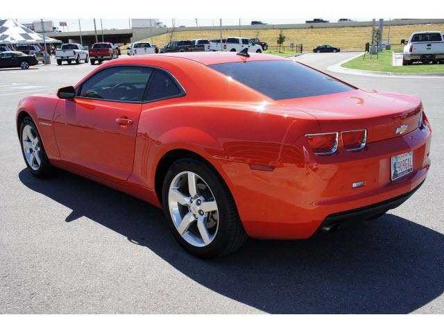 Chevrolet Camaro 2010 photo 4