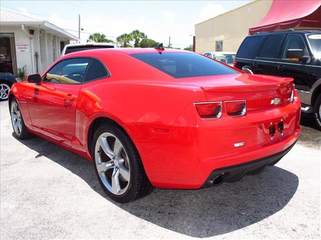 Chevrolet Camaro 2010 photo 2