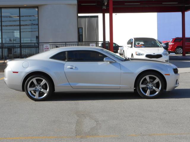 Chevrolet Camaro 2010 photo 1