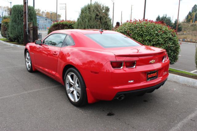 Chevrolet Camaro 2010 photo 2