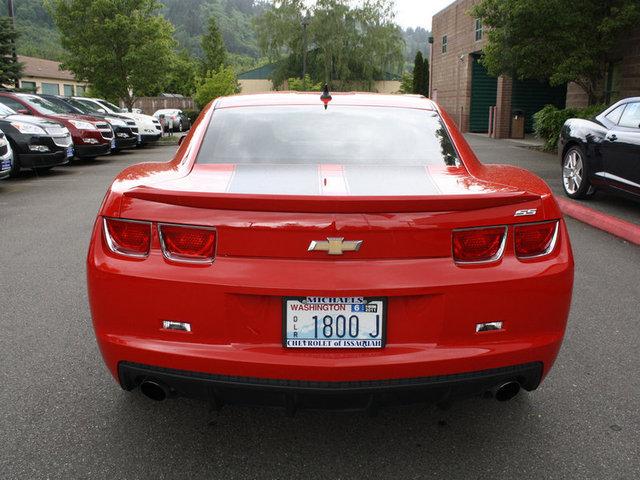 Chevrolet Camaro 2010 photo 3