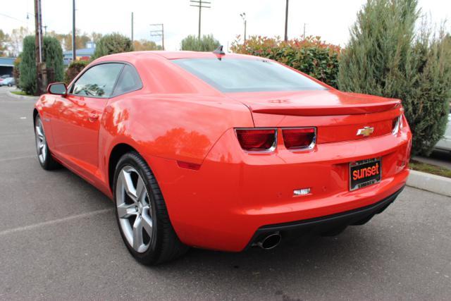 Chevrolet Camaro 2010 photo 2