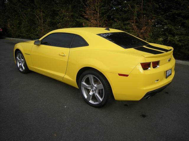 Chevrolet Camaro 2010 photo 2