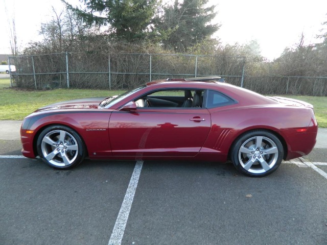 Chevrolet Camaro 2010 photo 3