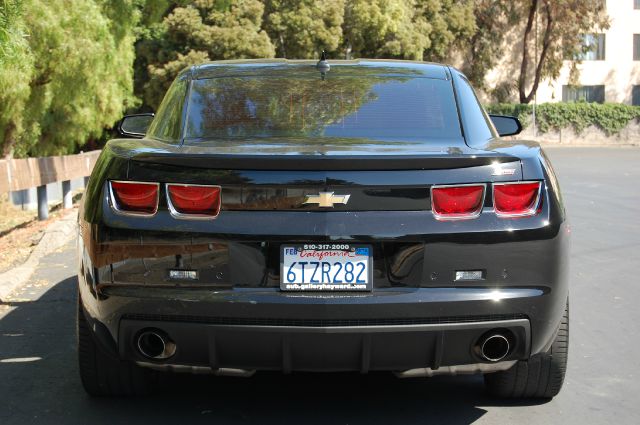 Chevrolet Camaro 2010 photo 17