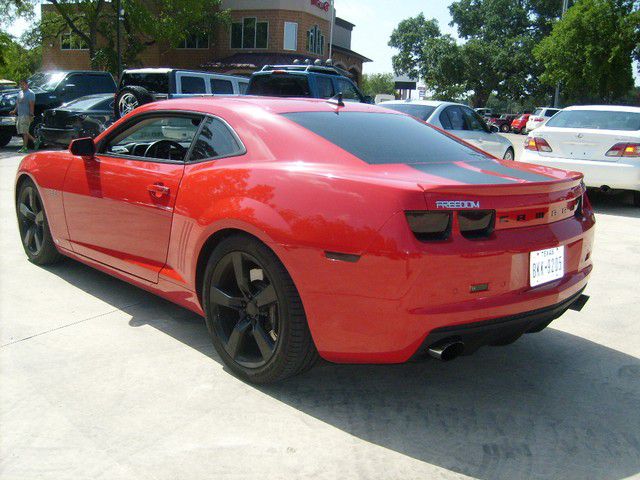 Chevrolet Camaro 2010 photo 1