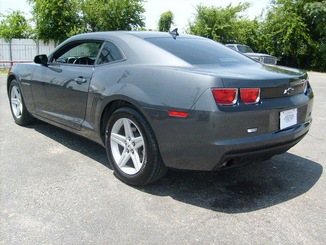 Chevrolet Camaro 2010 photo 1