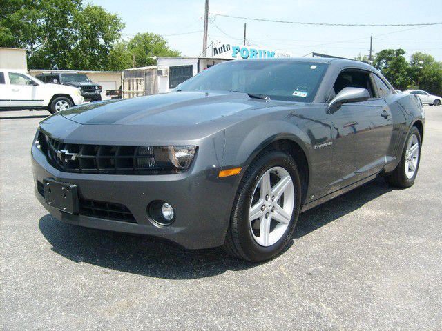 Chevrolet Camaro 2010 photo 2