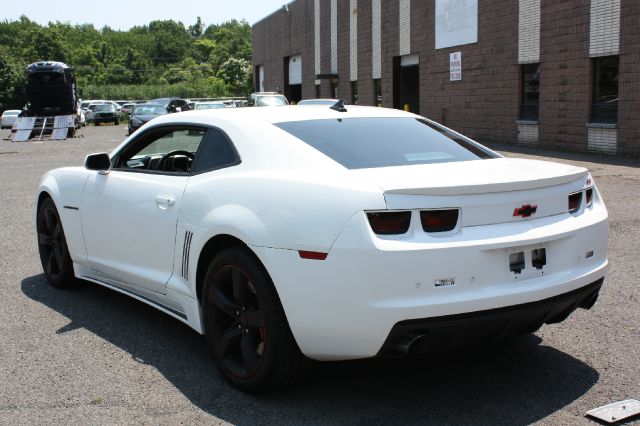 Chevrolet Camaro 2011 photo 4