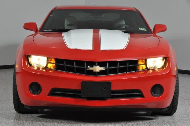 Chevrolet Camaro 2011 photo 1