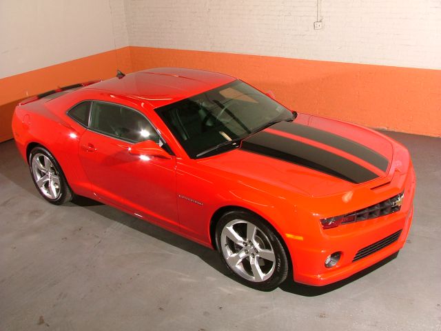 Chevrolet Camaro 2011 photo 2