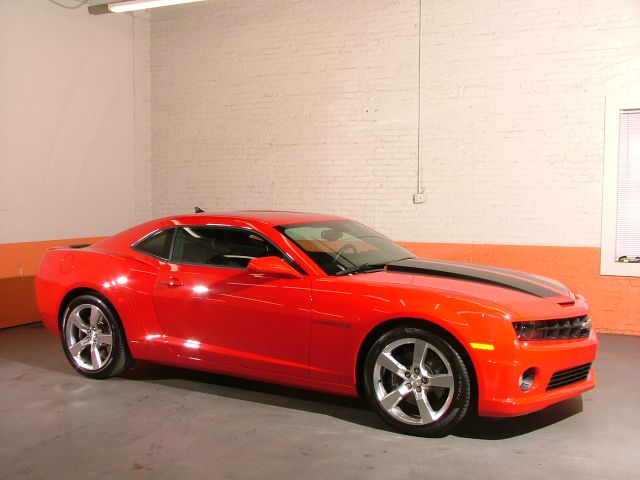 Chevrolet Camaro 2011 photo 3