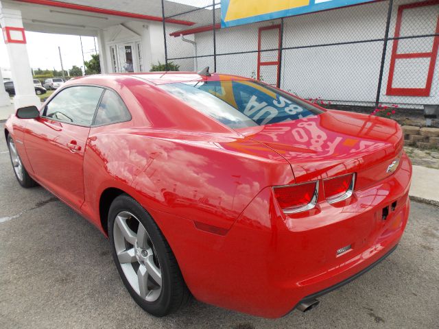 Chevrolet Camaro 2011 photo 19