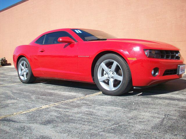 Chevrolet Camaro V6 4WD Limited W/3rd Row 4x4 SUV Coupe