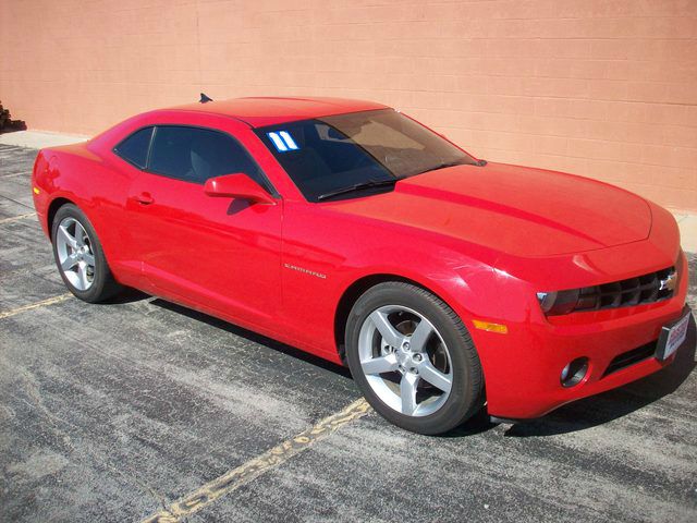 Chevrolet Camaro 2011 photo 2