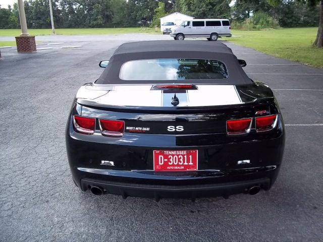 Chevrolet Camaro 2011 photo 3