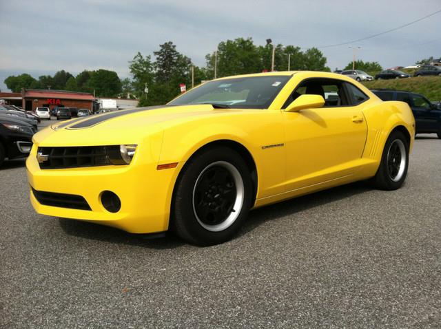 Chevrolet Camaro 2011 photo 3