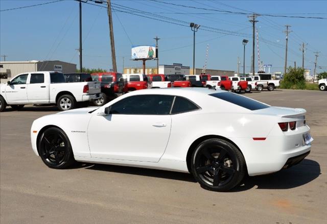 Chevrolet Camaro 2011 photo 2