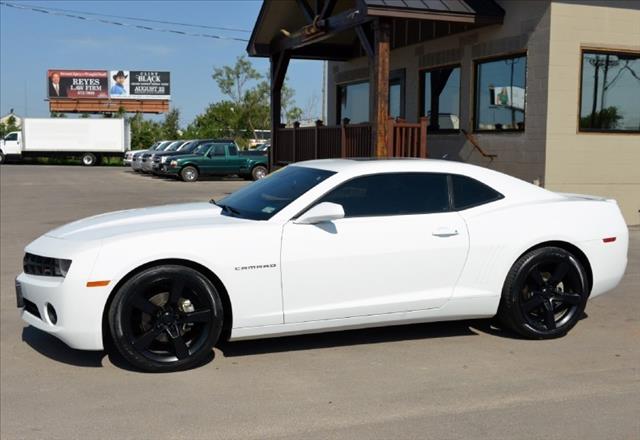 Chevrolet Camaro 2011 photo 3