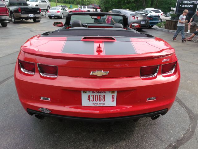 Chevrolet Camaro 2011 photo 25