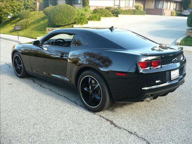 Chevrolet Camaro 2011 photo 3