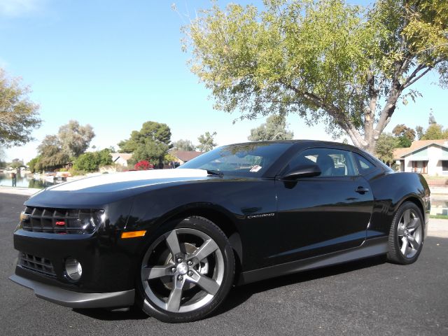 Chevrolet Camaro V6 4WD Limited W/3rd Row 4x4 SUV Coupe