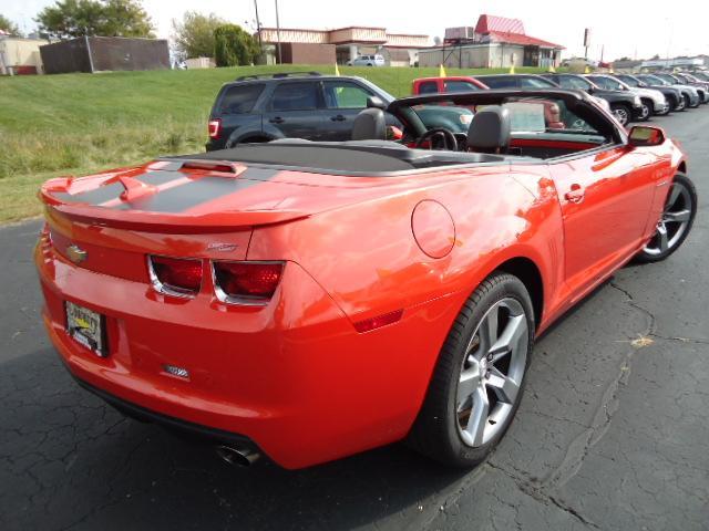 Chevrolet Camaro 2011 photo 4