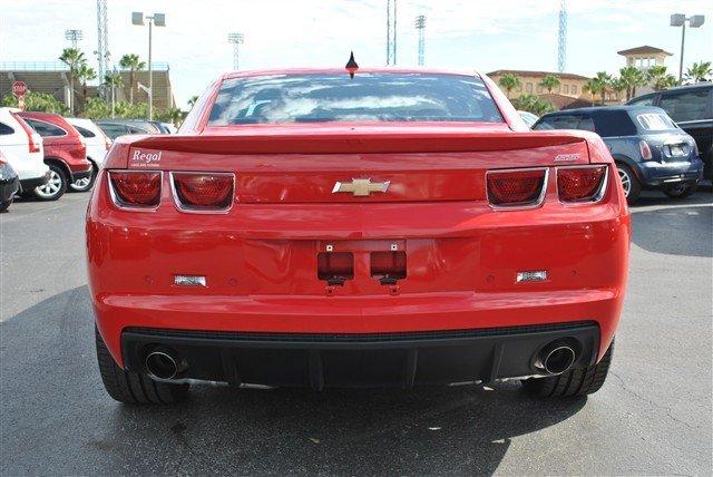 Chevrolet Camaro 2011 photo 3