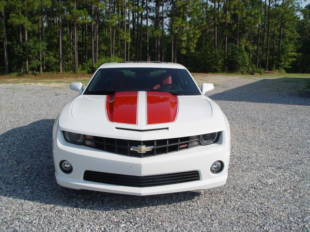 Chevrolet Camaro 2011 photo 2