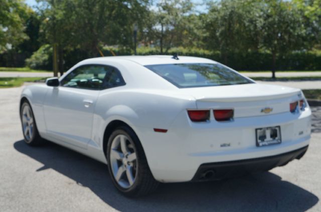 Chevrolet Camaro 2012 photo 3