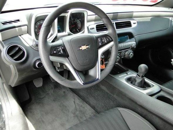 Chevrolet Camaro 2012 photo 4