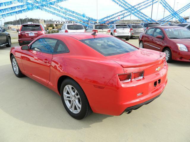 Chevrolet Camaro 2013 photo 2