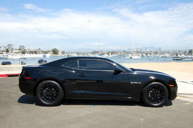 Chevrolet Camaro 2013 photo 2