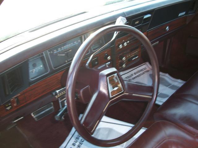 Chevrolet Caprice Classic 1987 photo 3