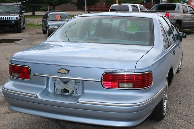 Chevrolet Caprice Classic 1994 photo 3