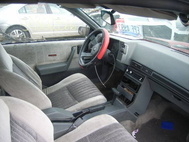 Chevrolet Cavalier 1989 photo 4