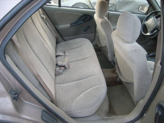 Chevrolet Cavalier 1995 photo 4