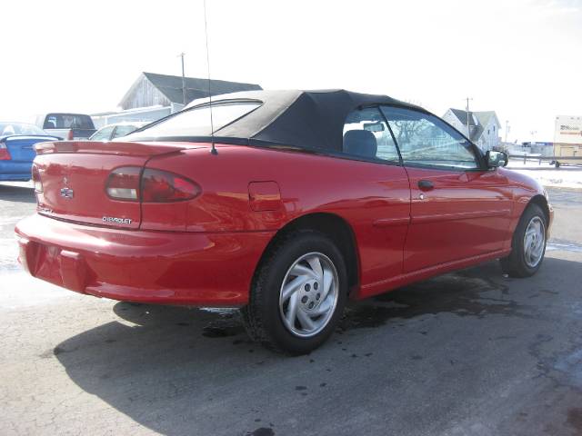 Chevrolet Cavalier 1995 photo 3