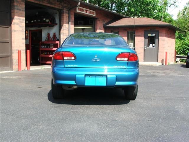 Chevrolet Cavalier 1995 photo 3