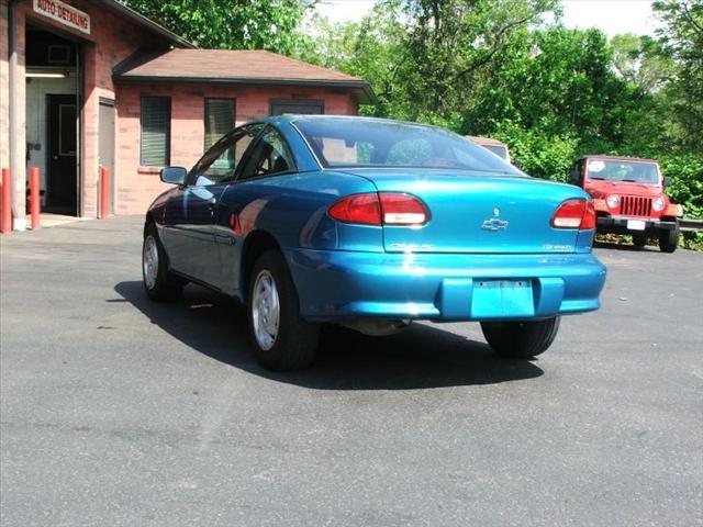 Chevrolet Cavalier 1995 photo 4