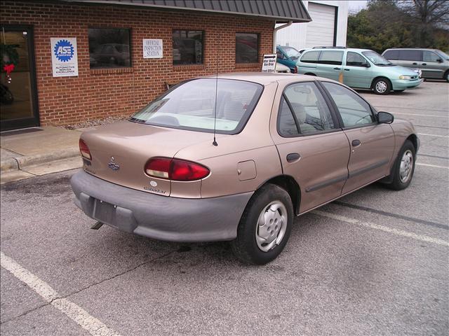 Chevrolet Cavalier 1995 photo 2