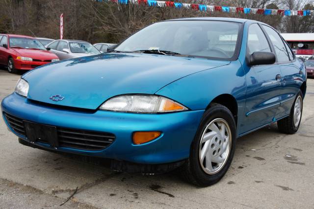 Chevrolet Cavalier 1996 photo 3