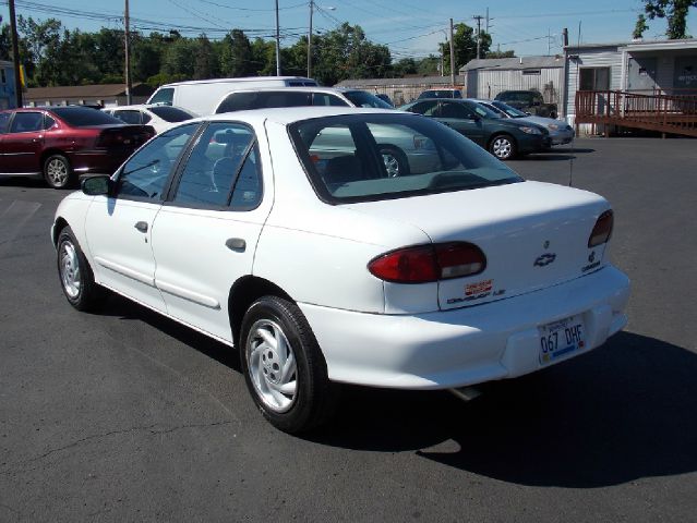 Chevrolet Cavalier 1996 photo 1