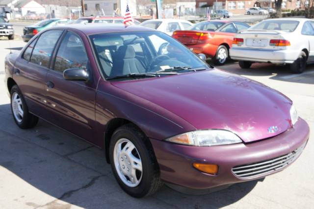 Chevrolet Cavalier 1996 photo 2