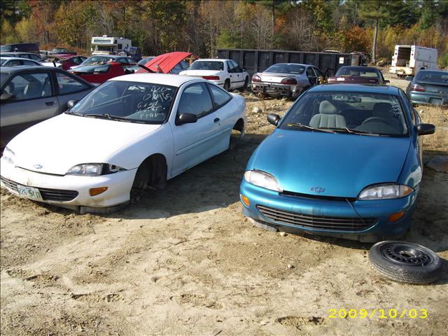 Chevrolet Cavalier Base Coupe