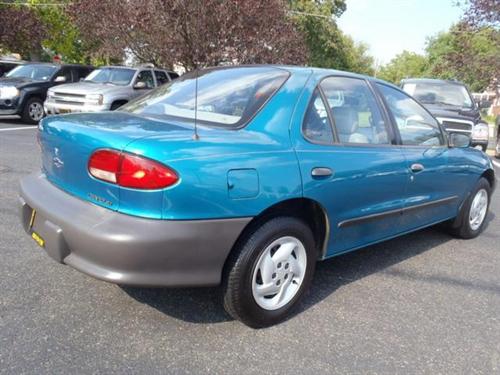 Chevrolet Cavalier 1997 photo 2