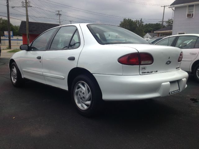 Chevrolet Cavalier 1997 photo 3